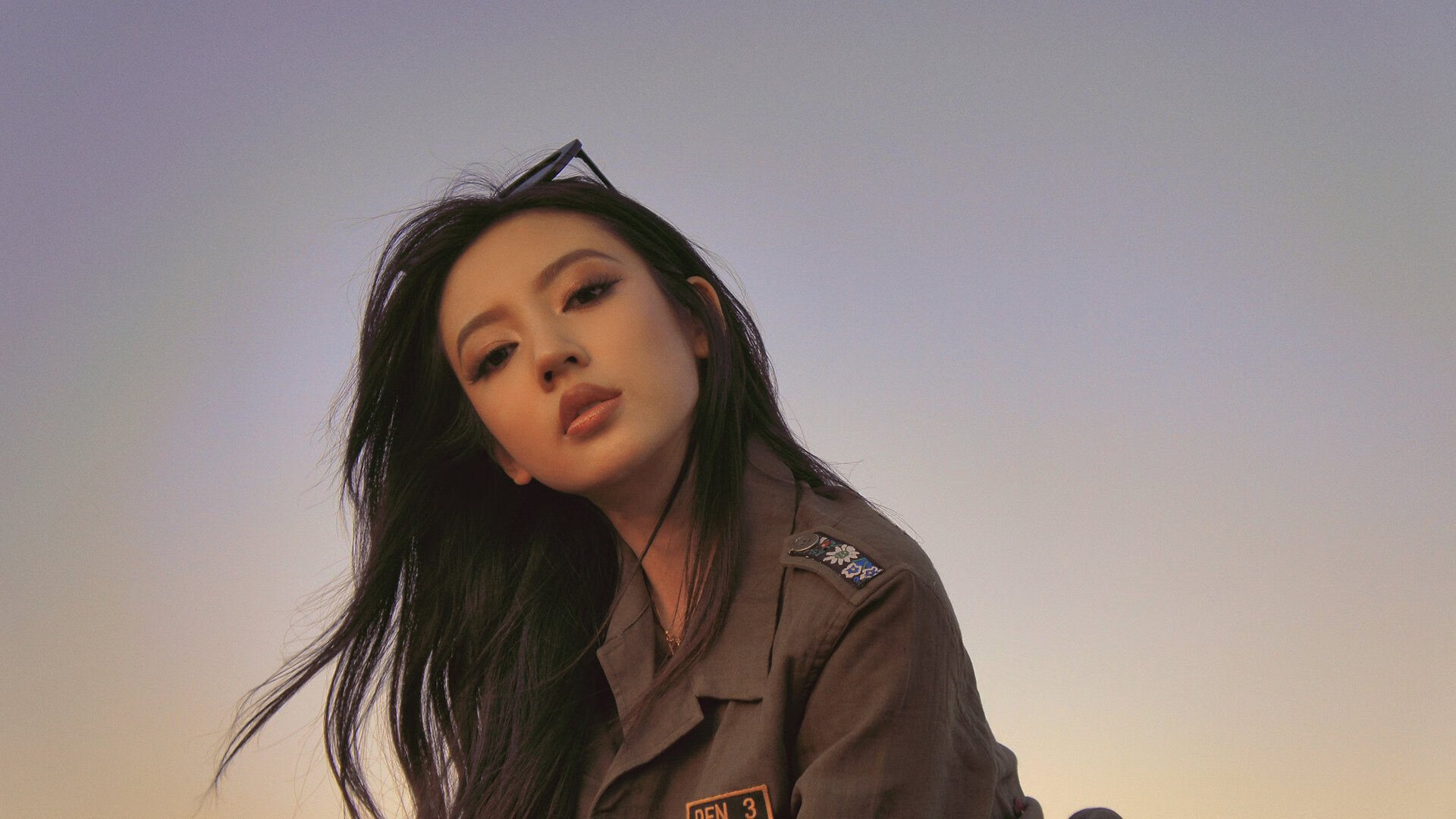 中国青少年篮球“快闪比赛”成为新兴热潮,展现青春魅力,中国青少年篮球训练教学视频