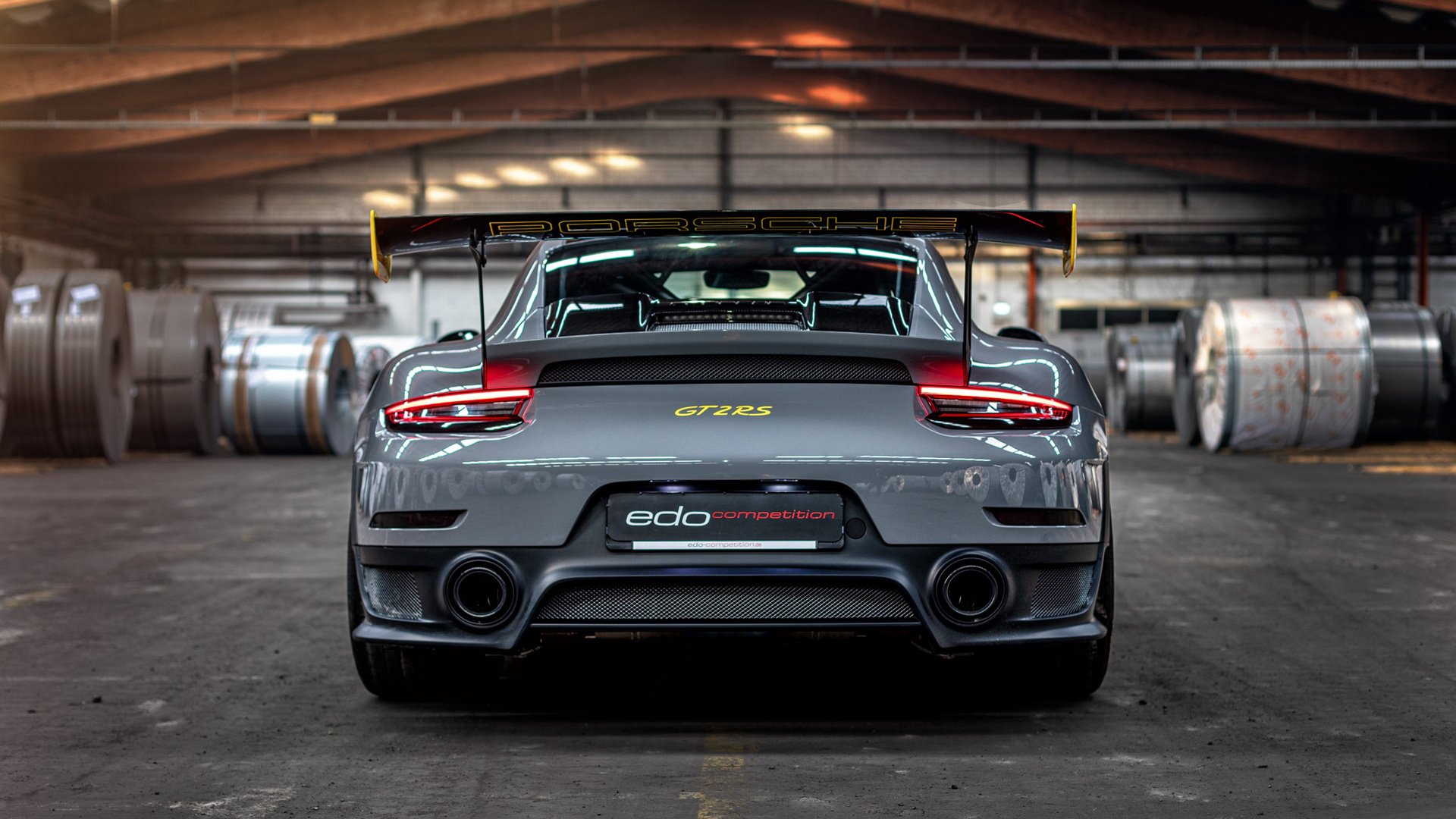 冲向巅峰:加拿大队击败荷兰,士气高昂,加拿大战队