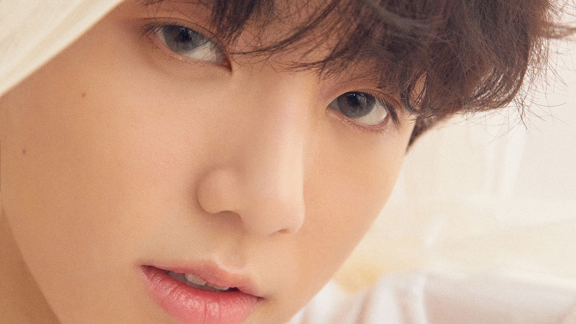 爱游戏下载-混合泳赛事摩纳哥团队配合默契，摩纳哥泳池