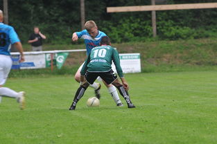 爱游戏大厅-国足球员体能状态监测报告,中国足球队体能测试标准